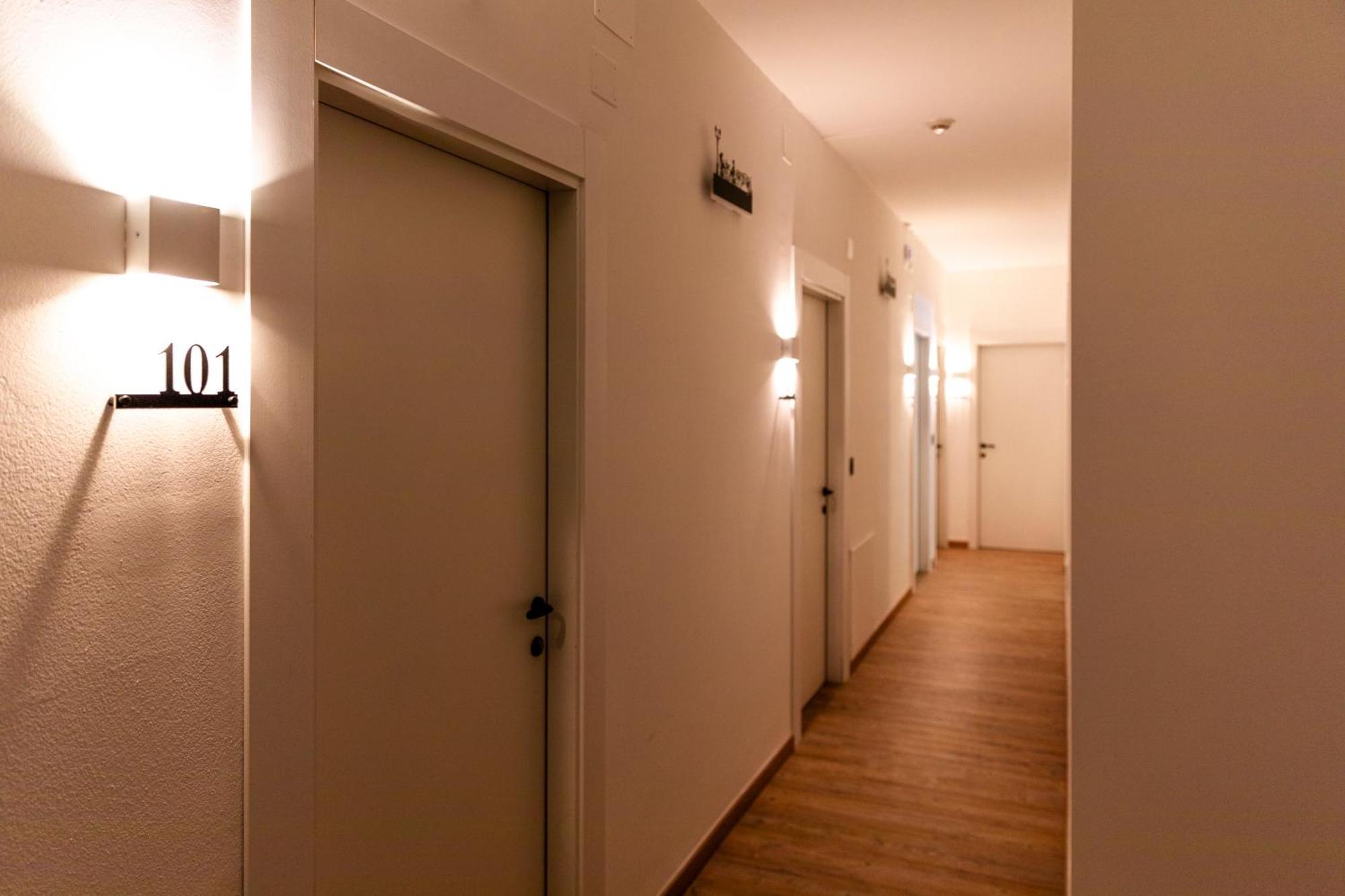 Hotel Vittoria 론체뇨 외부 사진