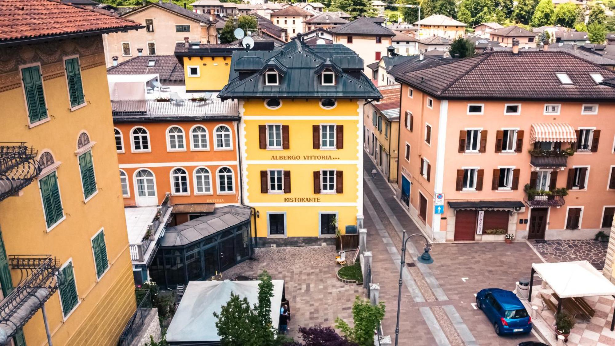 Hotel Vittoria 론체뇨 외부 사진
